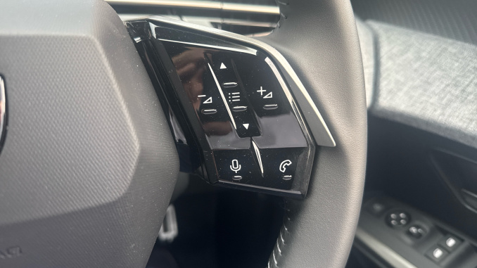 Peugeot 3008 157kW Allure 73kWh 5dr Auto Electric Estate - Image 21